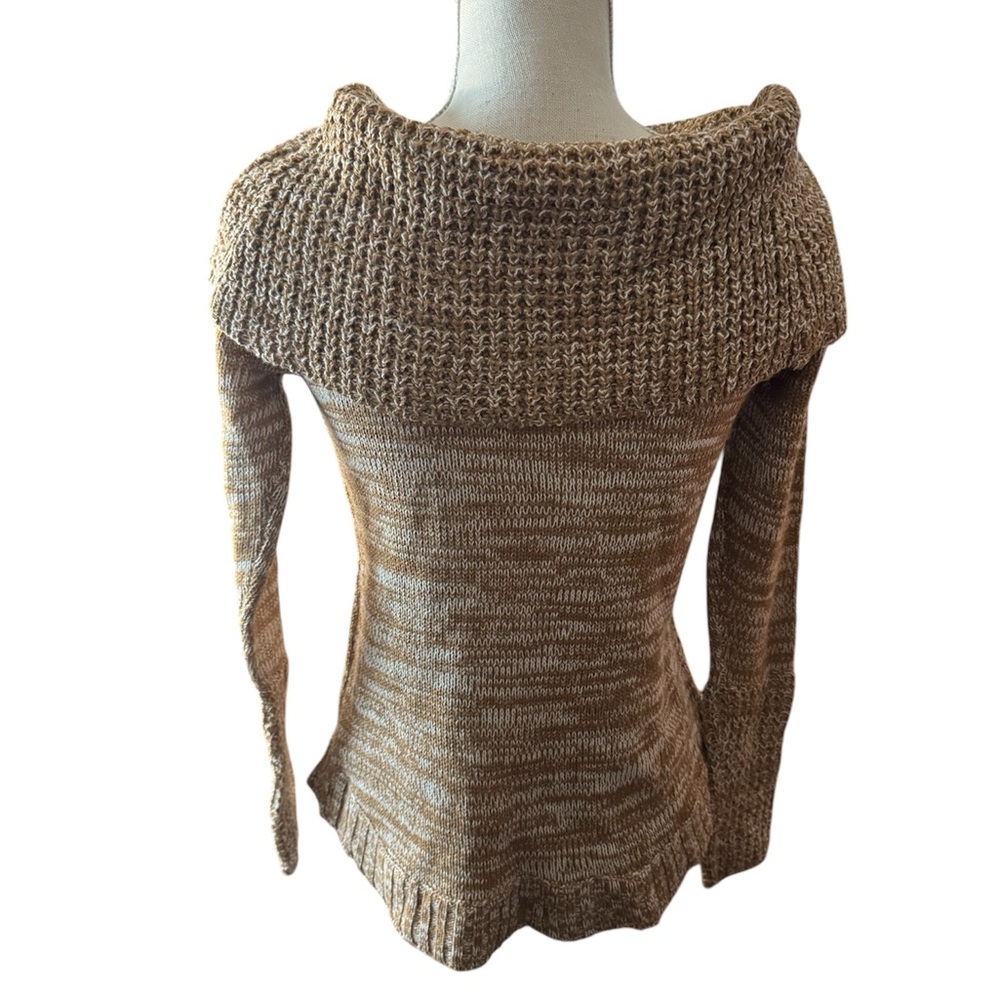 Sweater - Picture 3 of 4